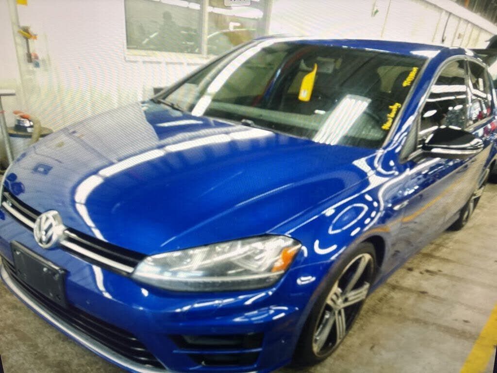 2015 VOLKSWAGEN Golf