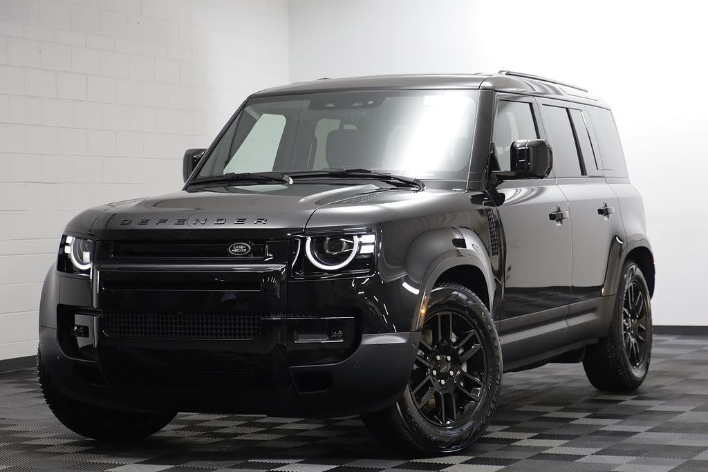 2026 LAND ROVER Defender