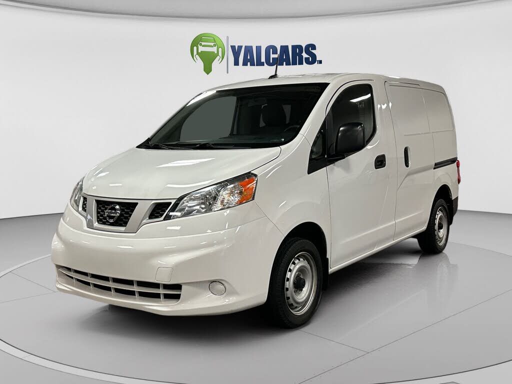 2020 NISSAN NV200