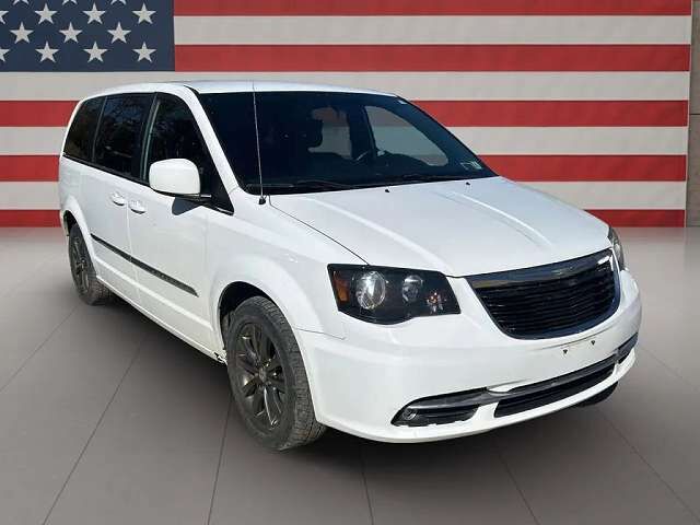 2015 CHRYSLER Town and Country
