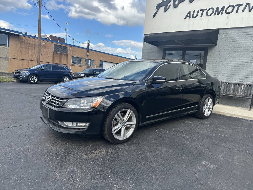 2014 VOLKSWAGEN Passat