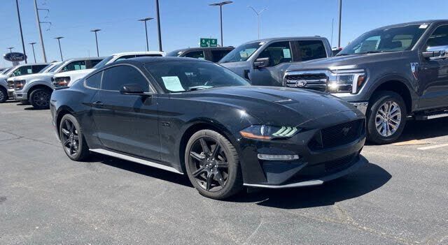 2020 FORD Mustang