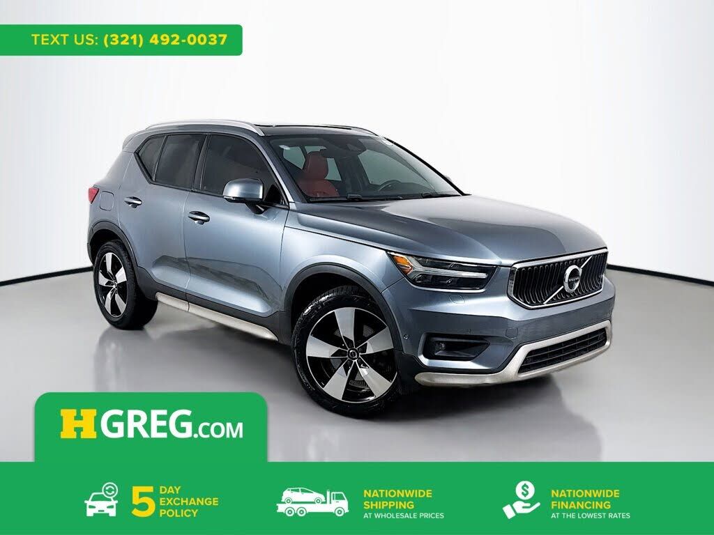 2019 VOLVO XC40