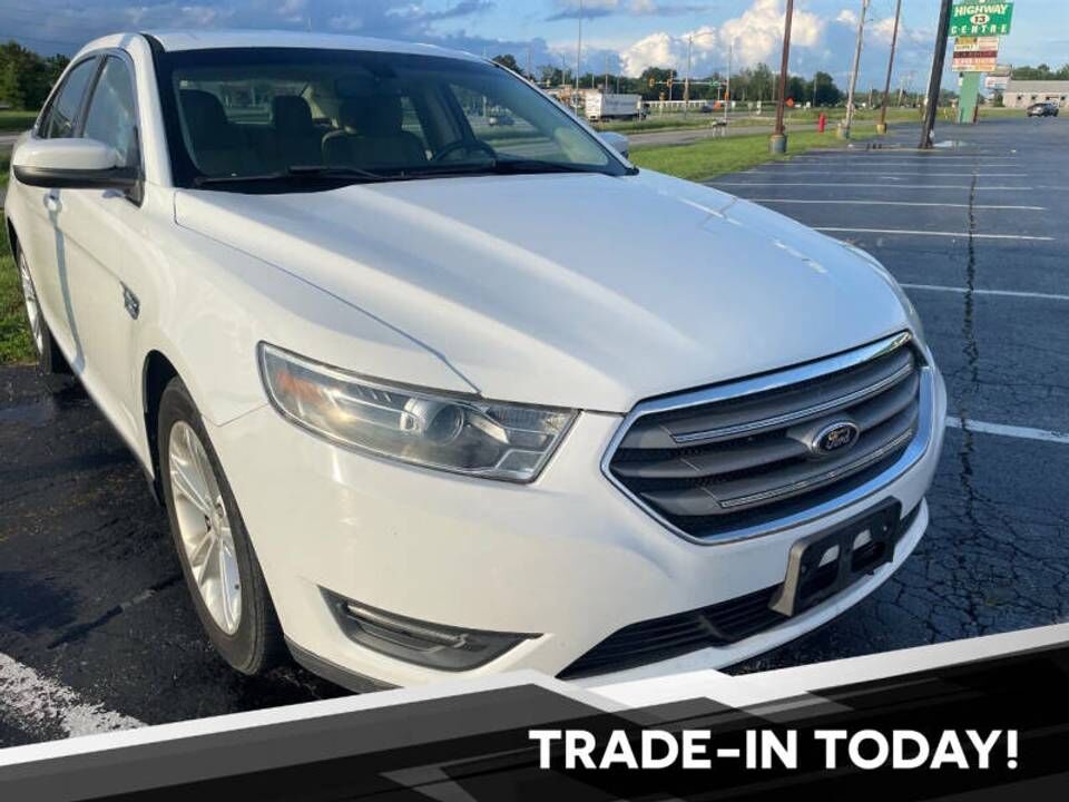 2014 FORD Taurus