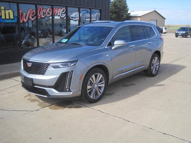 2025 CADILLAC XT6