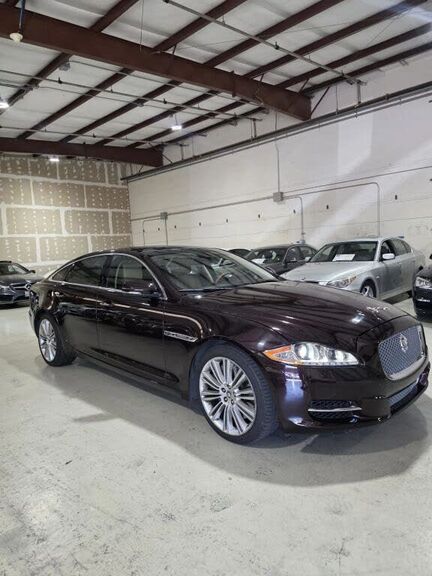 2011 JAGUAR XJ