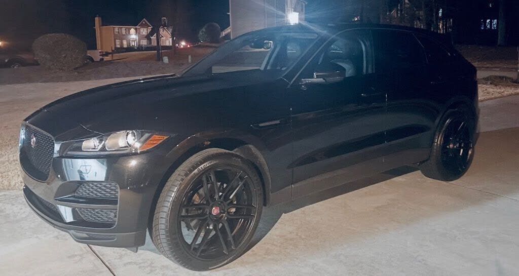 2019 JAGUAR F-Pace