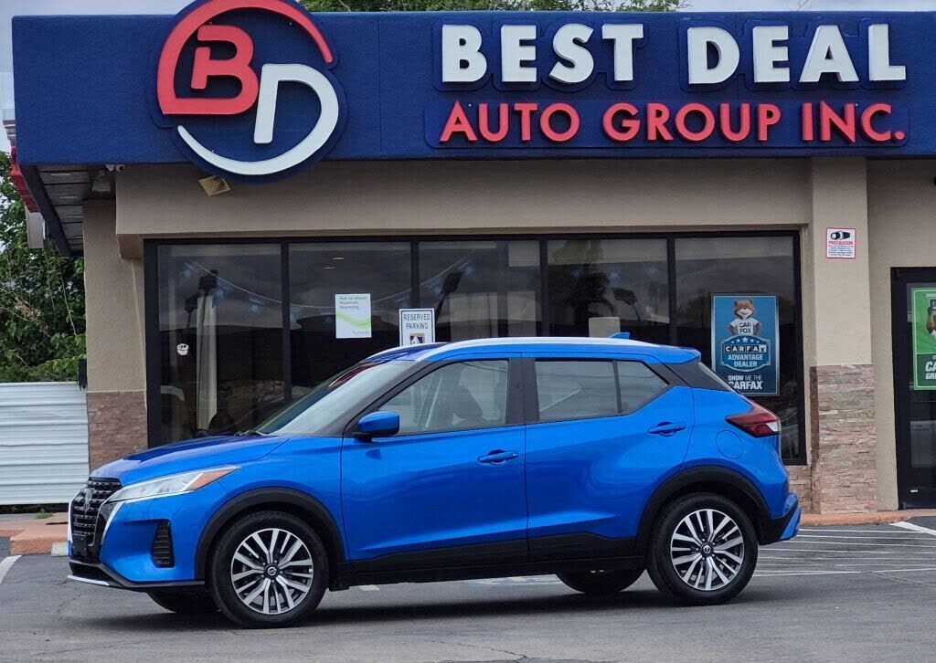 2021 NISSAN Kicks