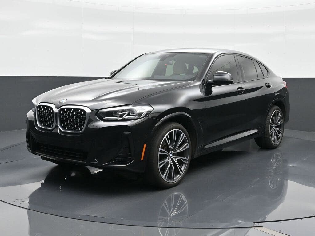 2022 BMW X4