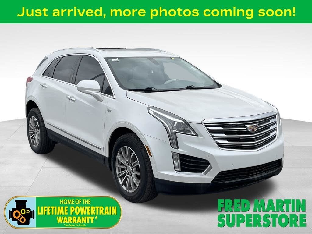 2017 CADILLAC XT5