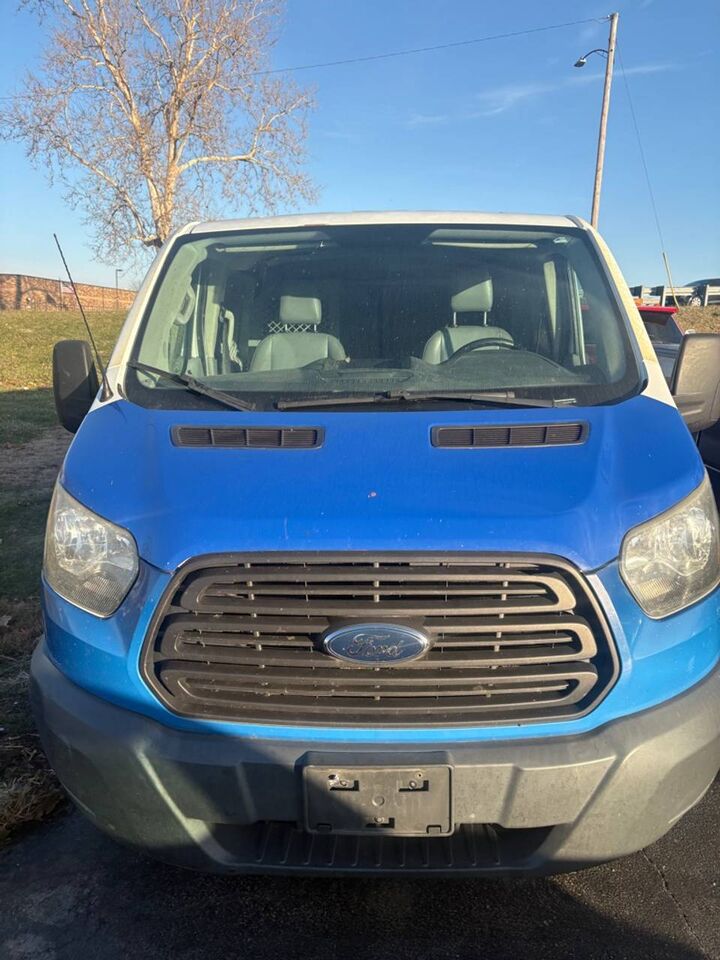 2015 FORD Transit