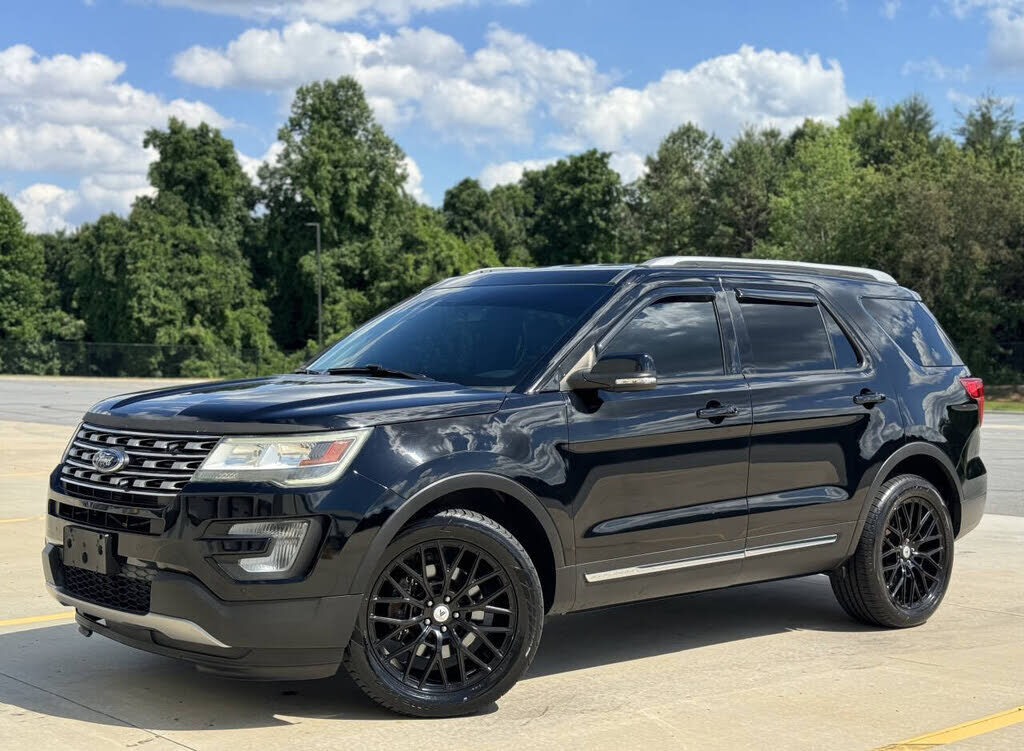 2017 FORD Explorer