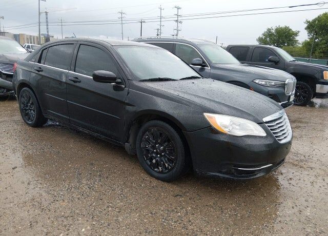 2012 CHRYSLER 200