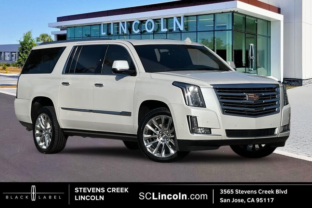 2019 CADILLAC Escalade ESV