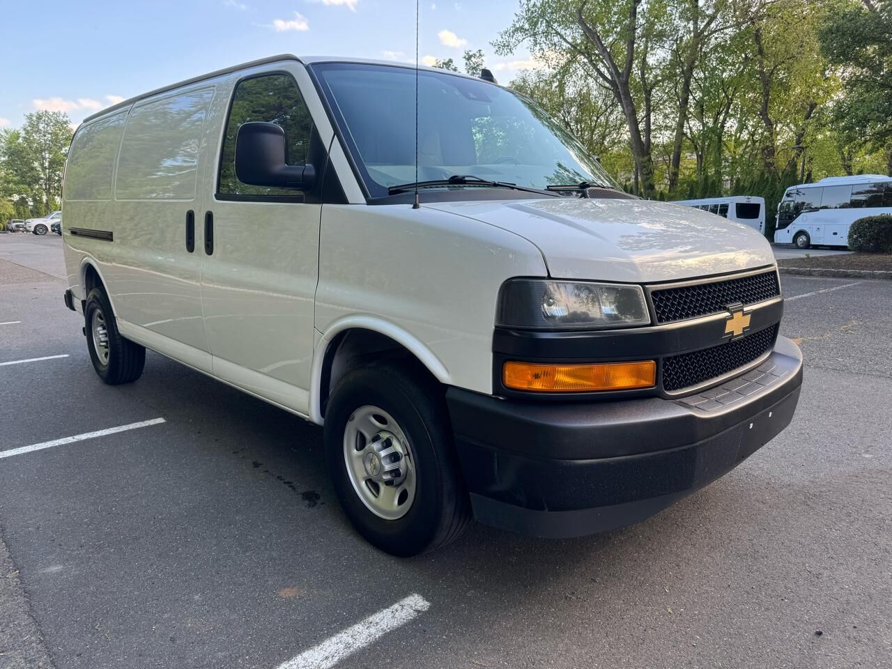 2020 CHEVROLET Express