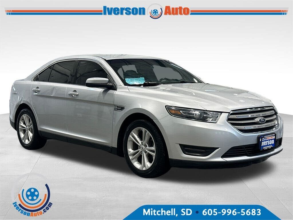 2015 FORD Taurus