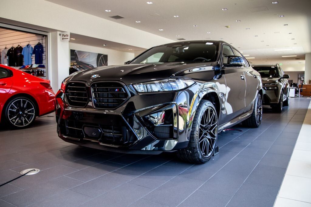 2027 BMW X6