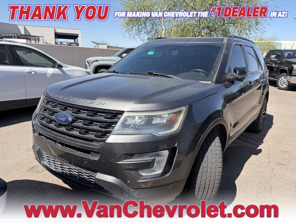 2017 FORD Explorer