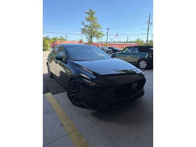 2022 MAZDA Mazda3