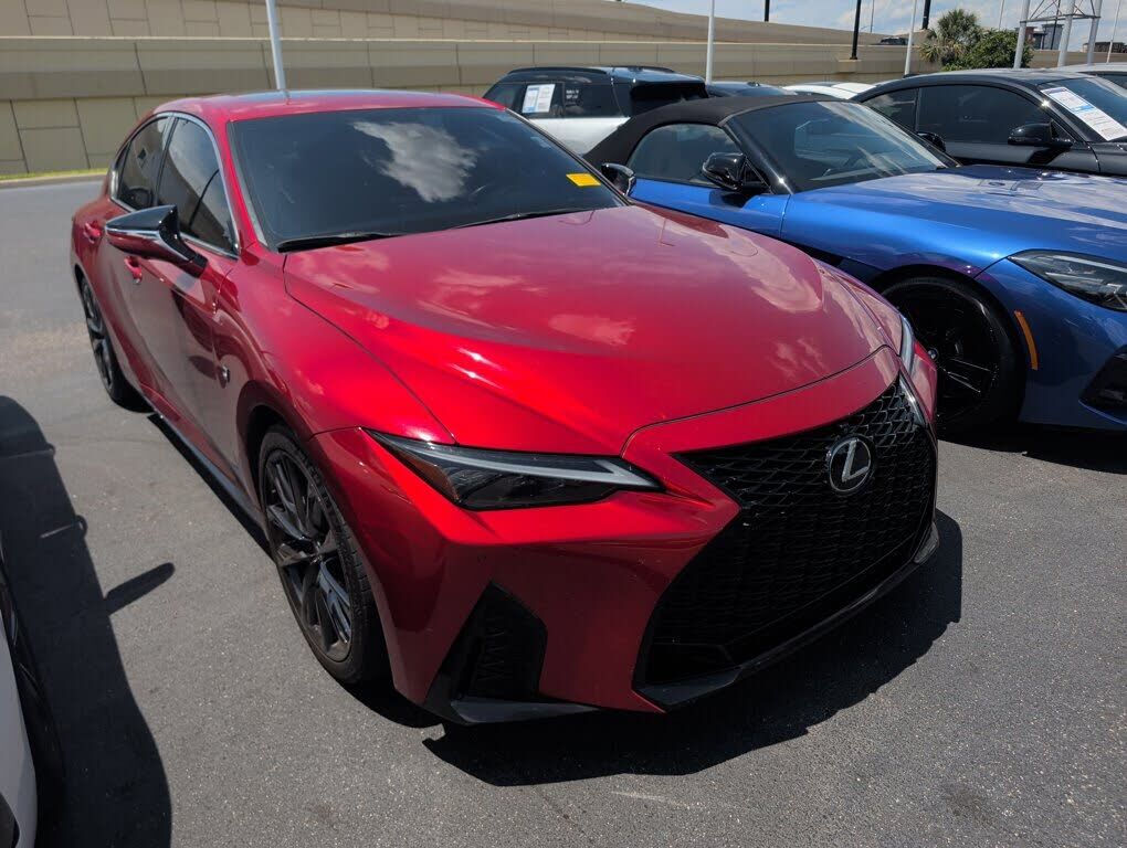 2023 LEXUS IS