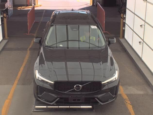 2025 VOLVO XC60