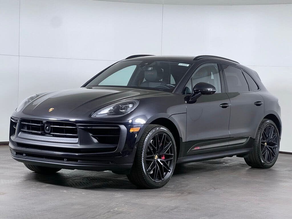 2023 PORSCHE Macan
