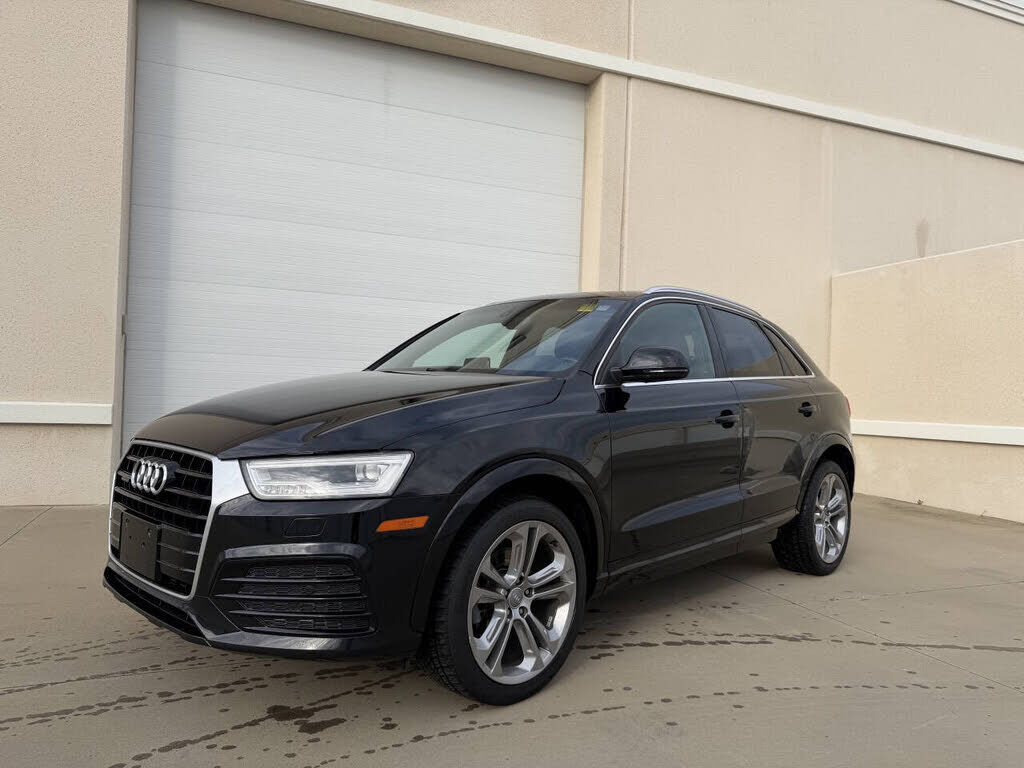 2016 AUDI Q3
