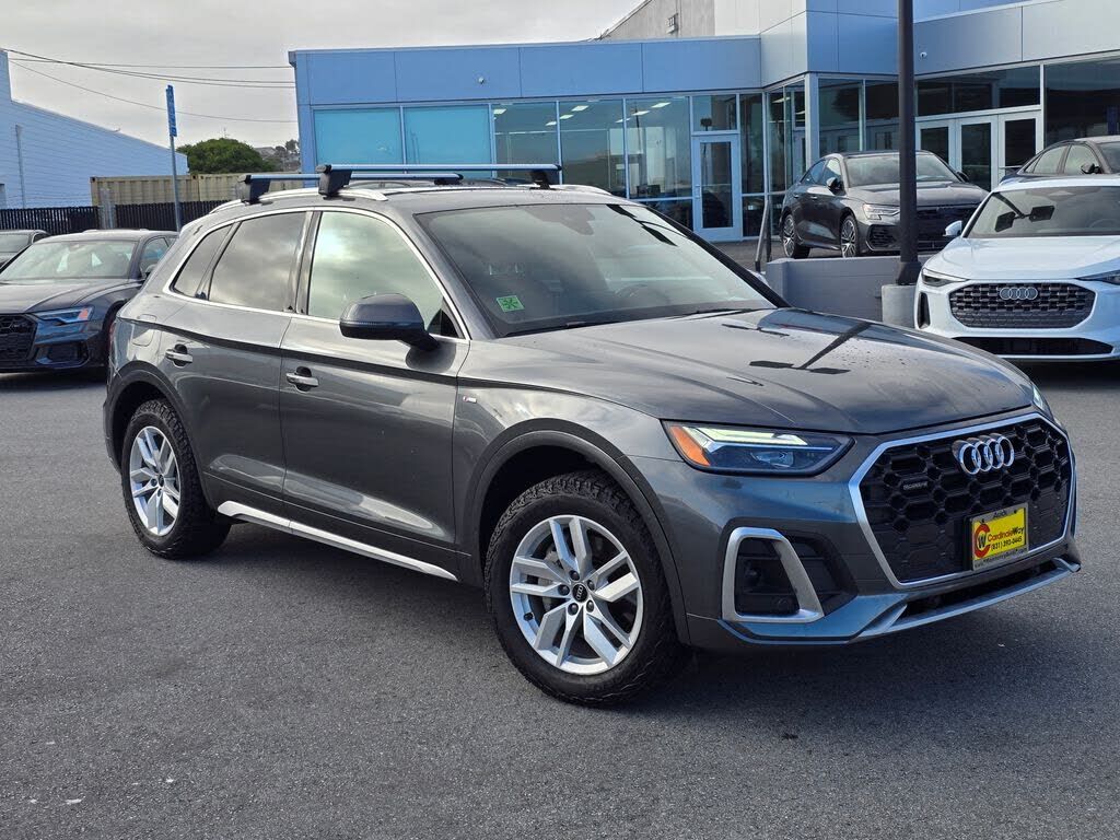 2022 AUDI Q5