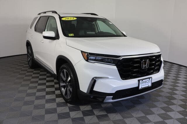 2023 HONDA Pilot