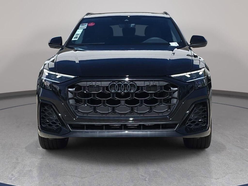 2026 Audi Q8