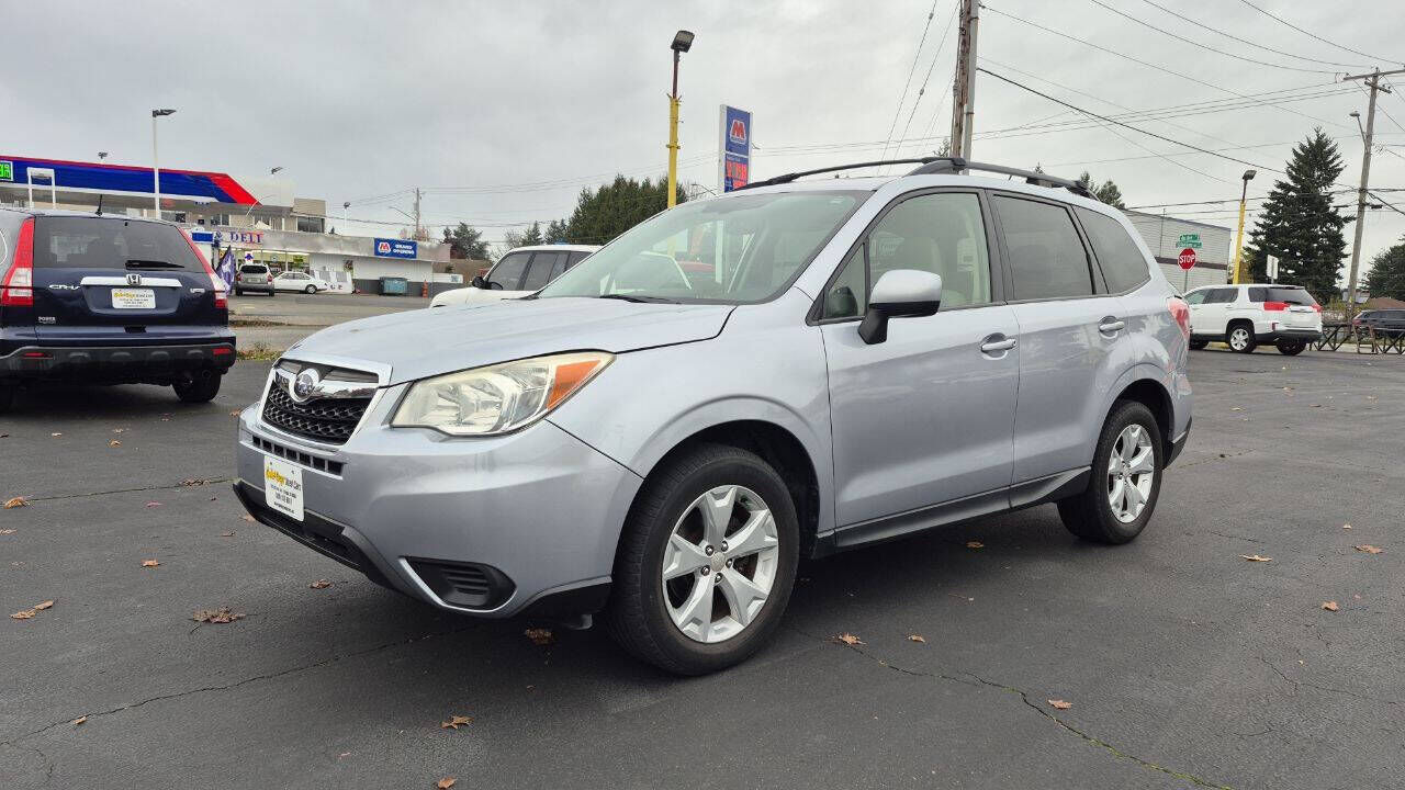 2015 SUBARU Forester