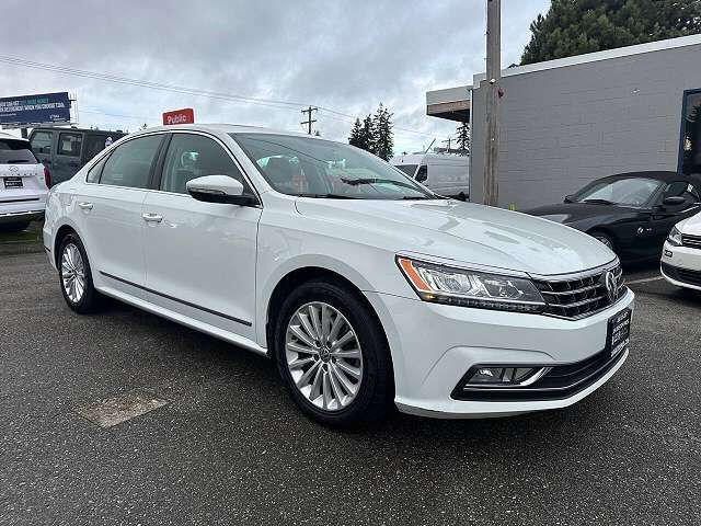 2016 VOLKSWAGEN Passat