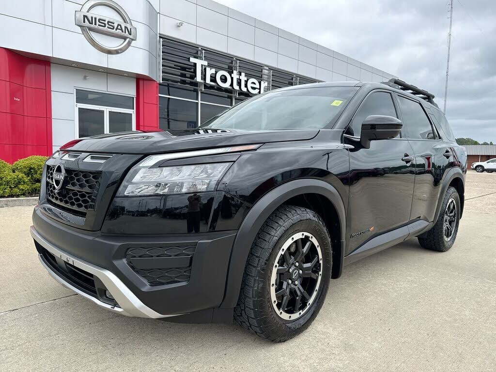 2024 NISSAN Pathfinder