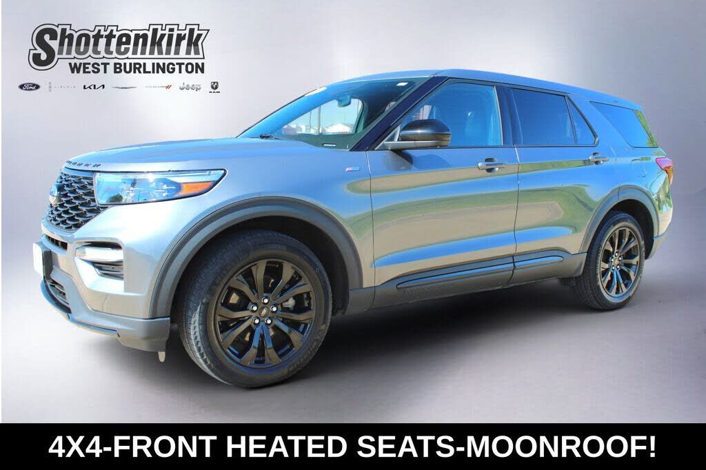 2022 FORD Explorer