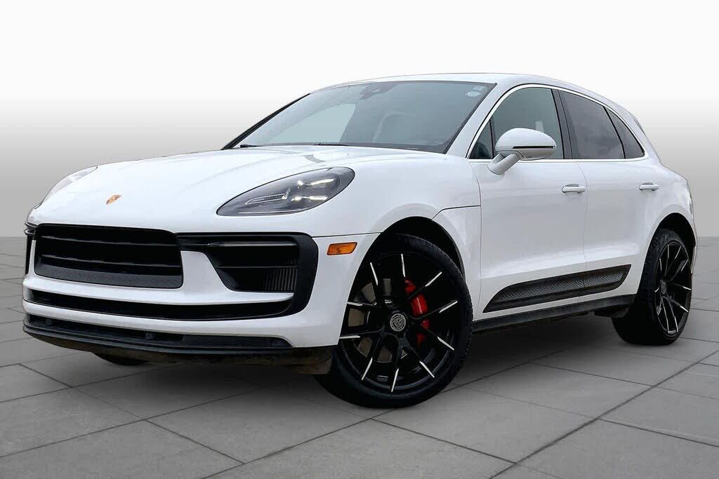 2022 PORSCHE Macan