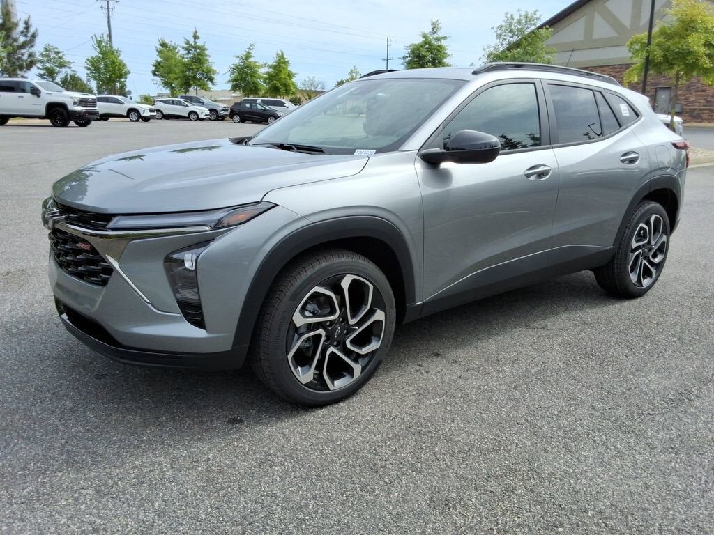 2026 CHEVROLET Trax