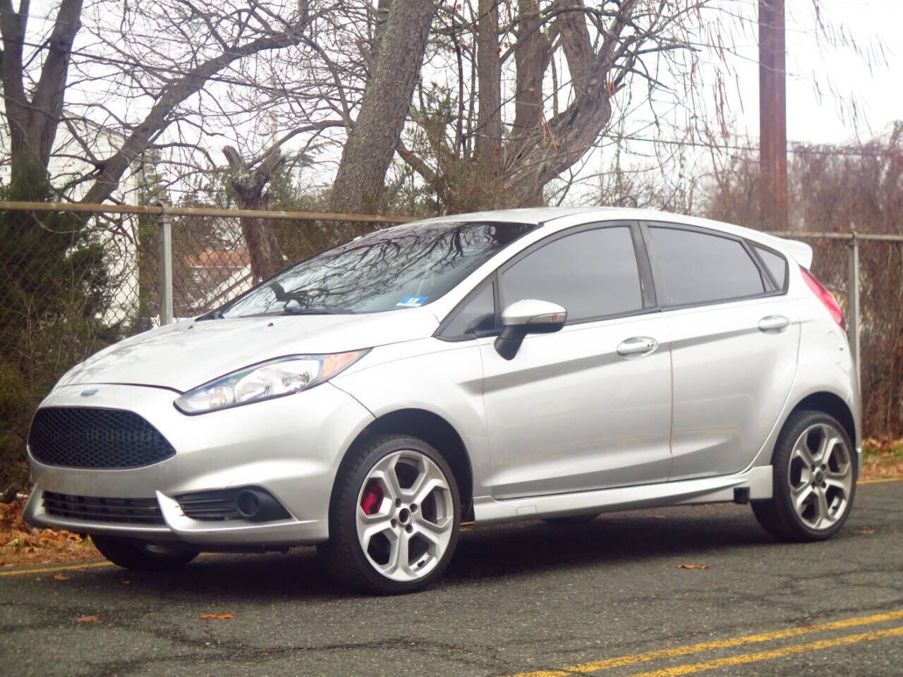 2012 FORD Fiesta