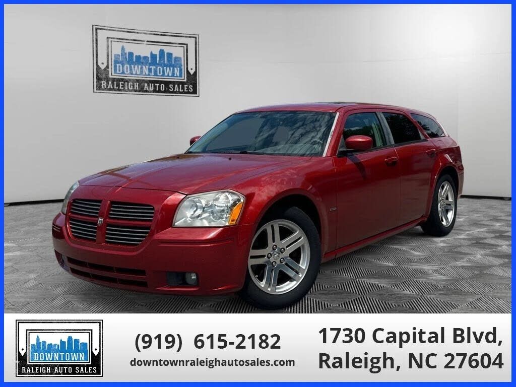 2005 DODGE Magnum