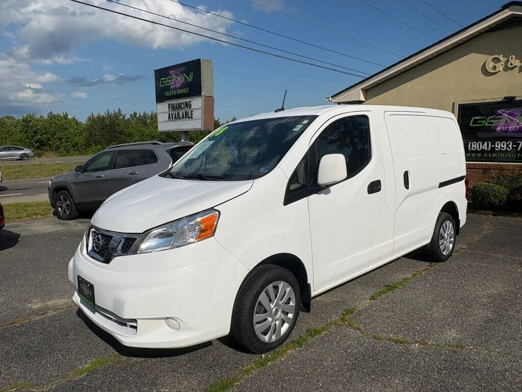 2018 NISSAN NV200
