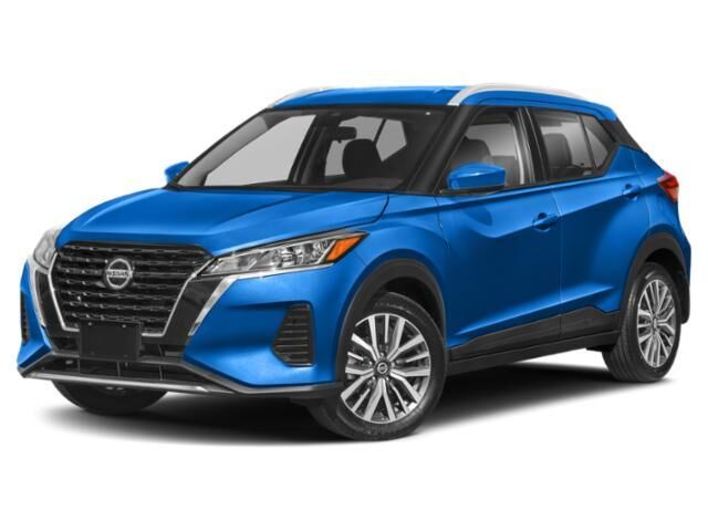 2021 NISSAN Kicks