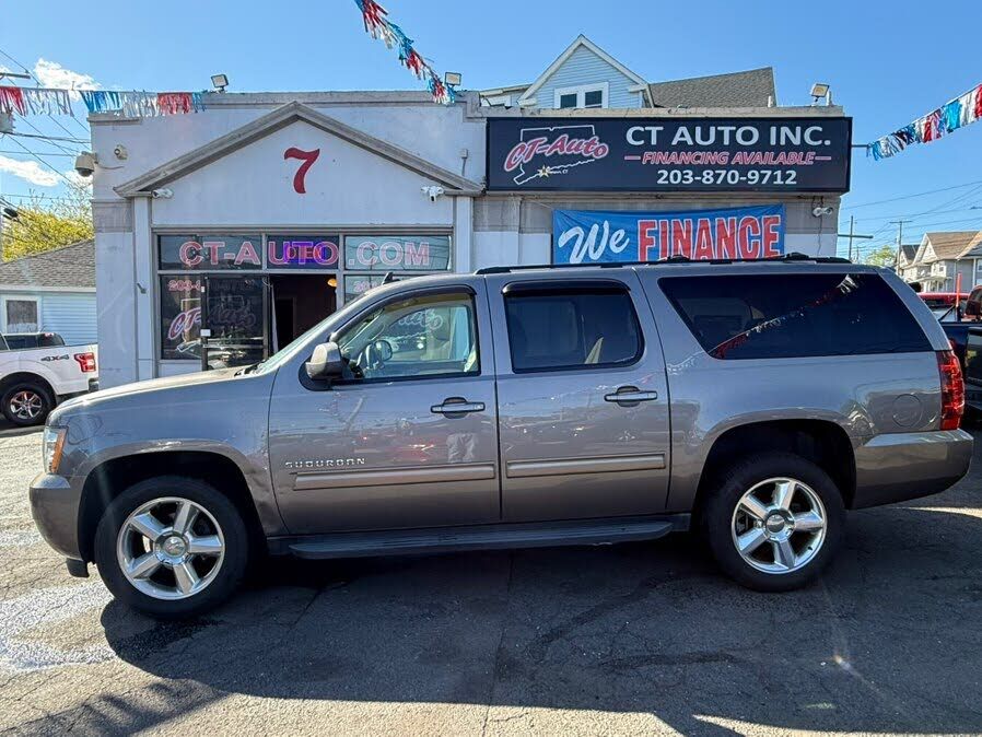 2014 CHEVROLET Suburban
