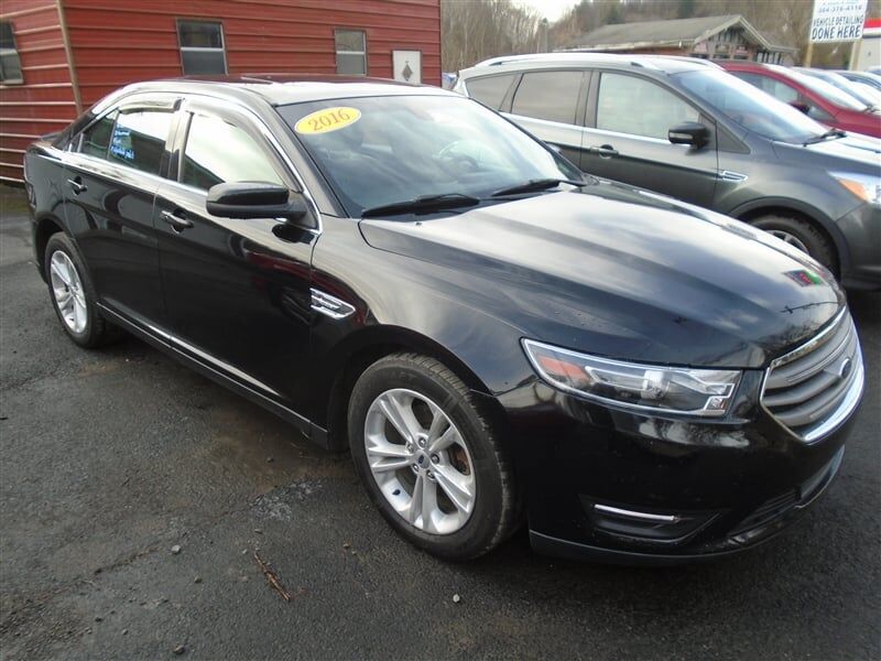 2016 FORD Taurus