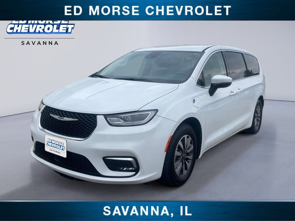 2023 CHRYSLER Pacifica