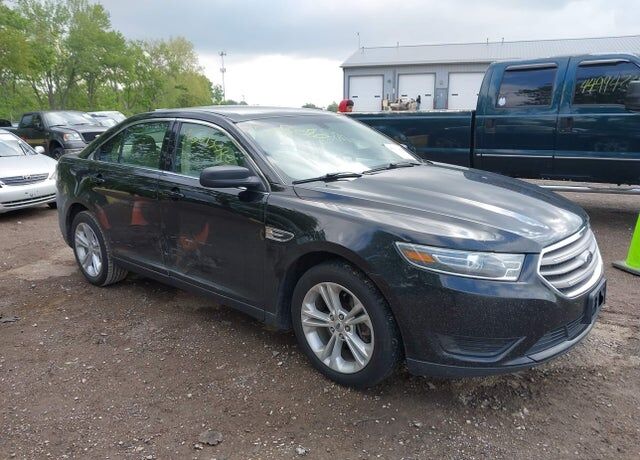 2016 FORD Taurus