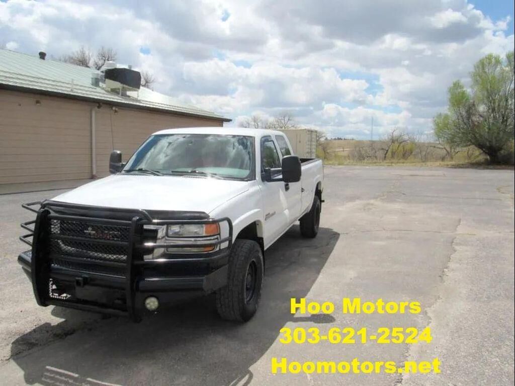 2005 GMC Sierra