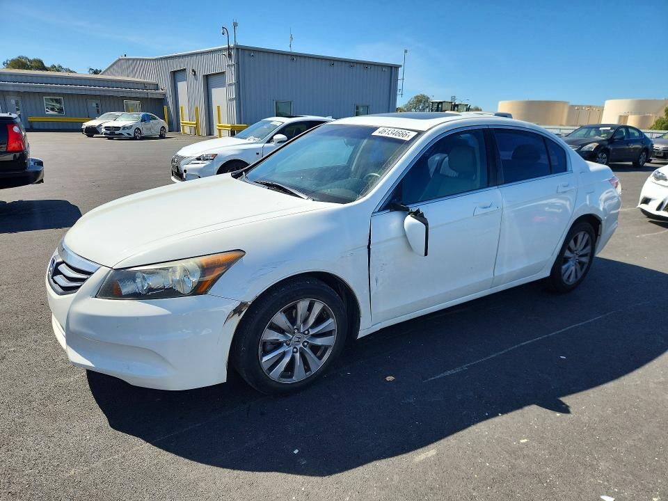 2011 HONDA Accord