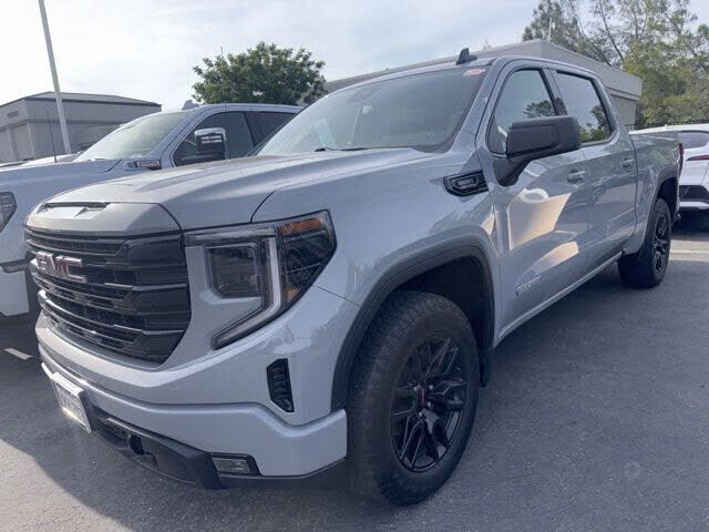 2024 GMC Sierra