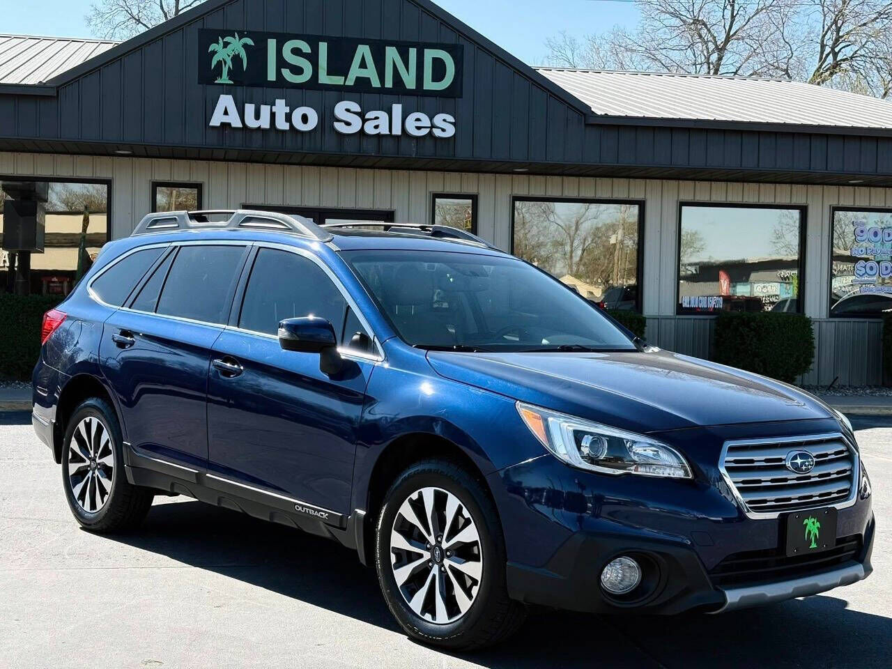 2016 SUBARU Outback