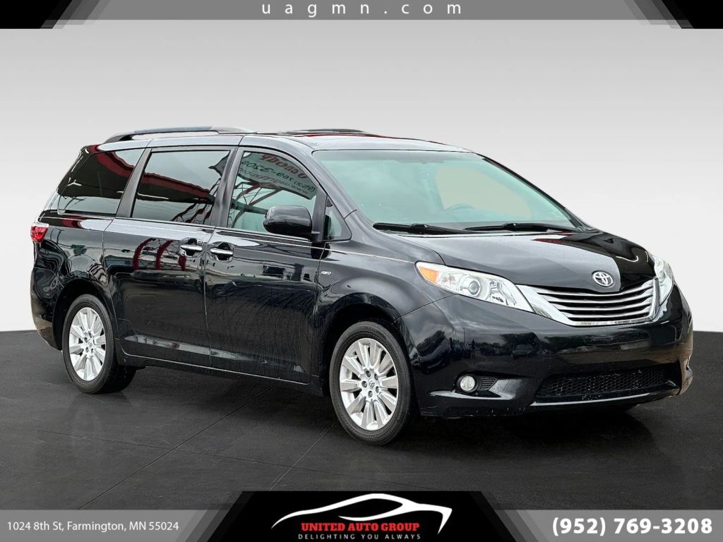 2016 TOYOTA Sienna