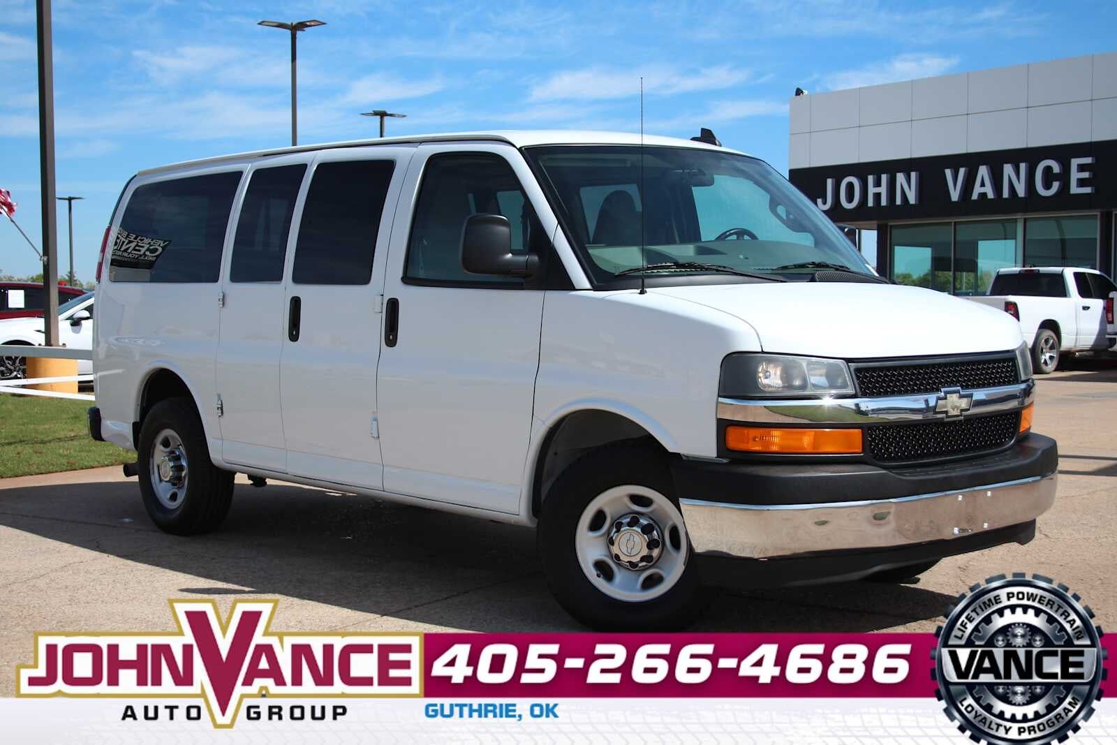 2017 CHEVROLET Express